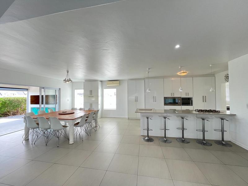 4 Bedroom Property for Sale in Dwarskersbos Western Cape